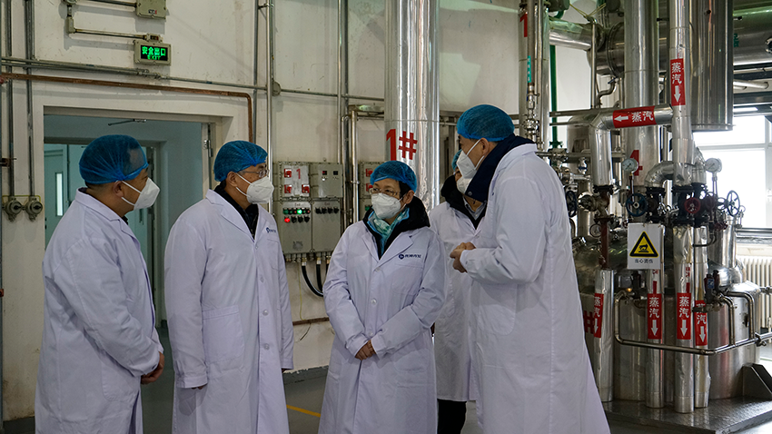 工會慰問入一線 情系員工暖人心——省人大常委會副主任、省總工會主席吳明明一行慰問調(diào)研隴神戎發(fā)